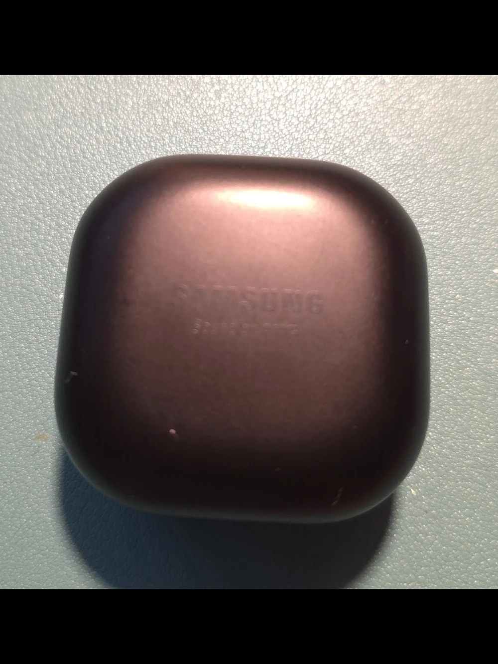 Samsung Black Earbud Charging Case Includes Ear Plugs